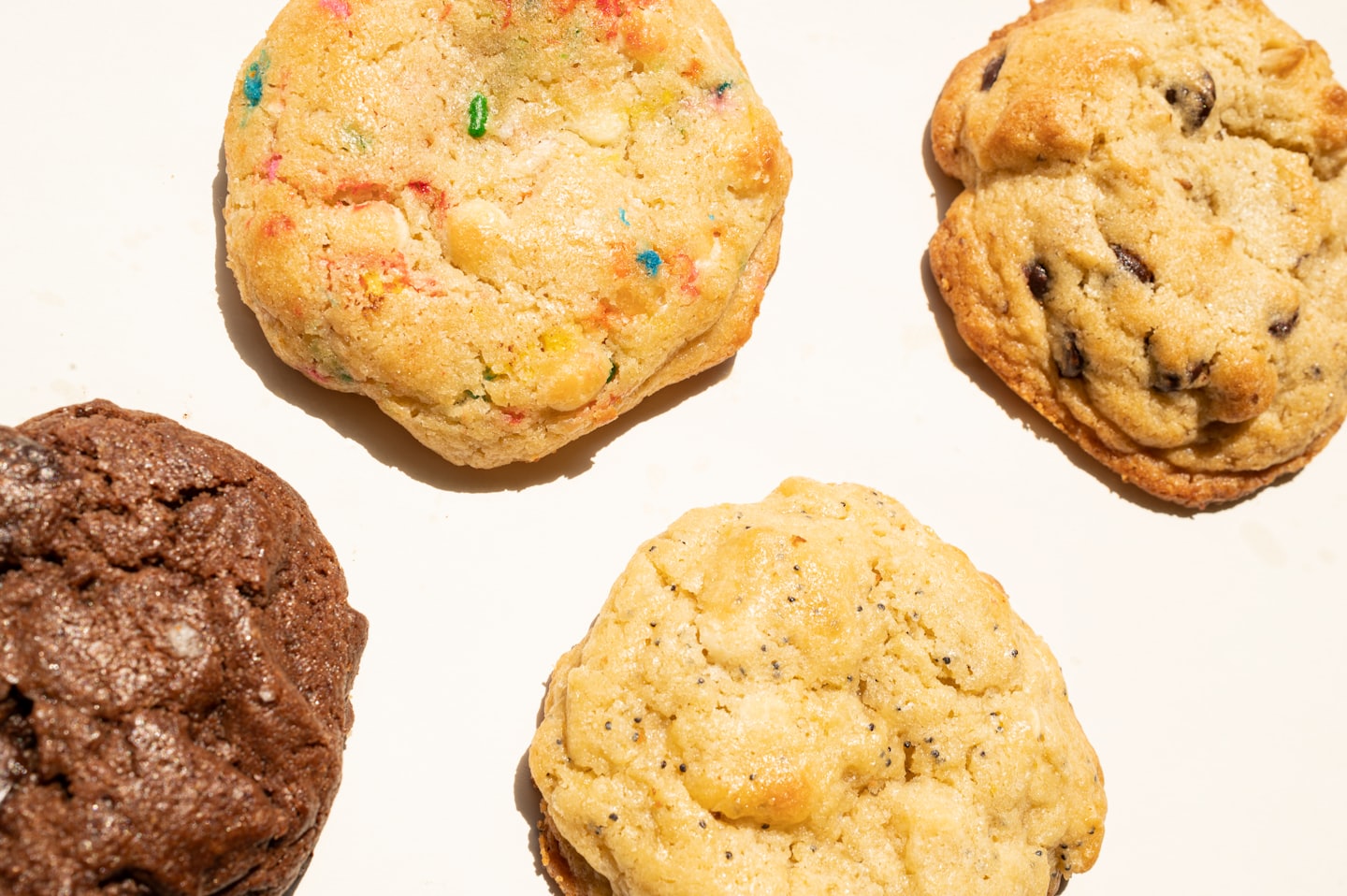Cookie banner compliance issues and tracking risk review